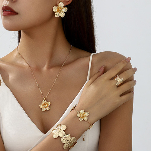 饰品厂普工的事情内容(图1) 2.jpg