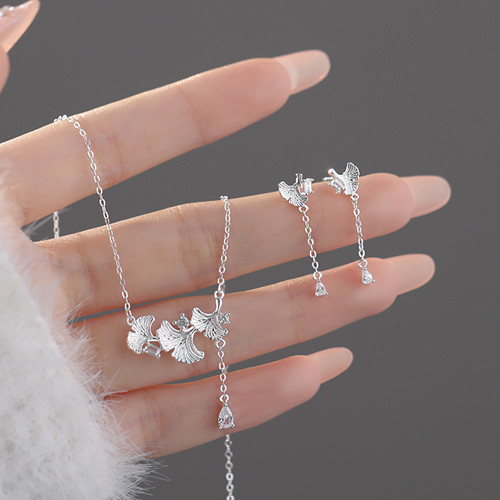 ´÷ÒøÊÎÆ·µÄÈ˶àÂð(ͼ1) 1.jpg